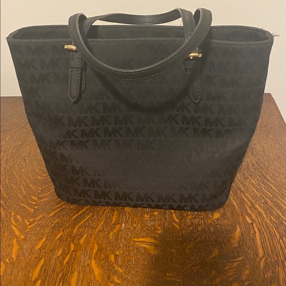 Michael Kors Black Signature Tote - Picture 2 of 4